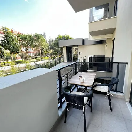 Qoople Saga 2 Apartment In The Heart Of Alanya And Near The Sea Apartmán